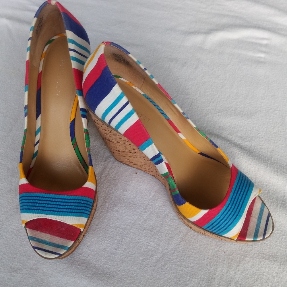 Shoes - Picture 4 of 4